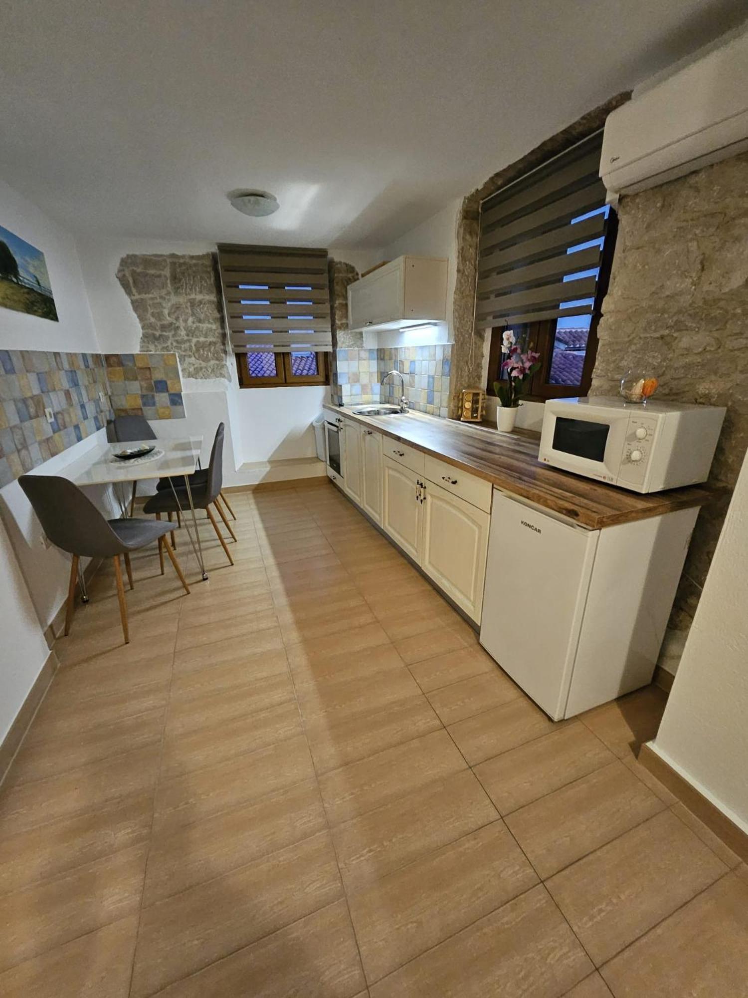 Adria Pearl Appartments Vrsar Exterior foto