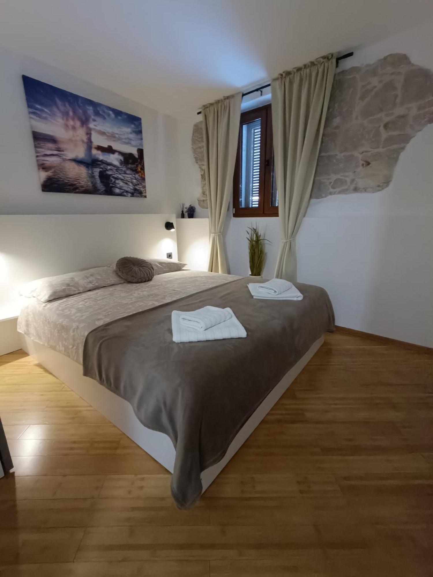 Adria Pearl Appartments Vrsar Exterior foto